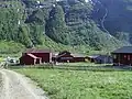 2001. Østerbø Turisthytte. The old main building to the left can be recognized because of the chimney.