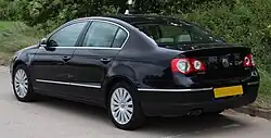 Saloon (pre-facelift)