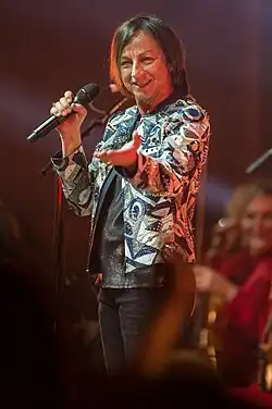 Nannini performing in 2017