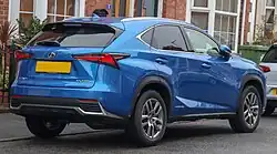 NX 300h Luxury (AYZ10, UK)
