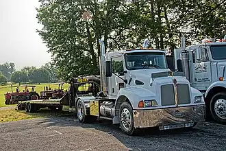 Kenworth T300