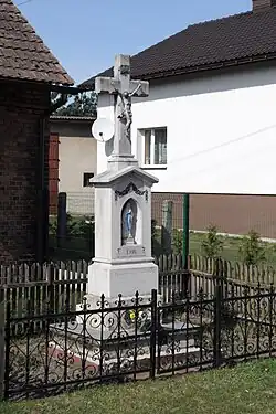 Roadside cross