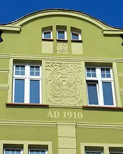 Detail of ornaments