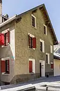 House on Plaz in Vnà.