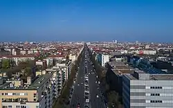 Kaiserdamm in Westend, view to the east