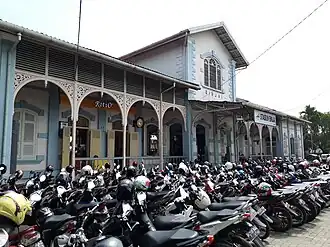 Motor scooter parking lot