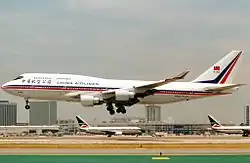 China Airlines Boeing 747-400 at Los Angeles International Airport (B-162). Second 747-400 bought by China Airlines on the Taipei to Los Angeles route in the old Pre-1995 Livery.