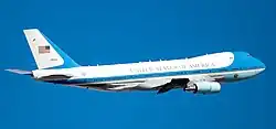 Air Force One with Loewy-designed livery