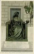 Boston_Public_Library,_Science_Bela_L_Pratt_Statue_at_Entrance_(NBY_21577)