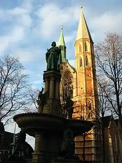 Church of St. Catherine and Henry the Lion's Fountain