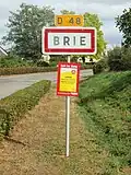 Brie Street scene