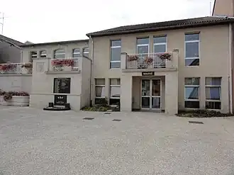 The town hall in Bruley