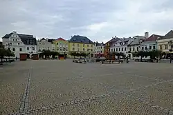 Míru Square