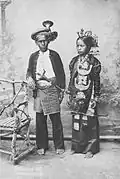 Photo of a bride and groom (dated 1892-1905) by Christiaan Benjamin Nieuwenhuis