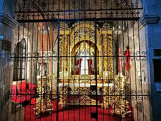 Side chapel