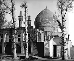 Chaharbagh School