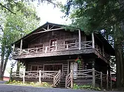 The Chalet, 2009