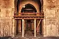 Dikka flanked by two pre-Fatimid prayer niches