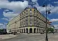 Dom Bez Kantów ("House Without Edges"), Warsaw