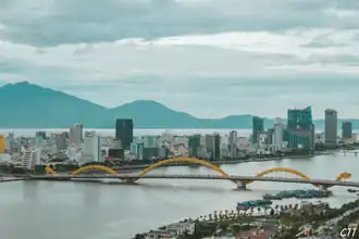 Aerial view: Han River, Dragon Bridge, left bank, looking northwest