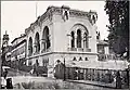 Final stages of the construction of the new façade, circa 1905