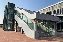 Exit B1