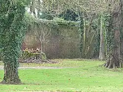 Garden wall
