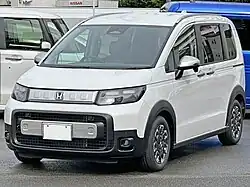 Freed Crosstar e:HEV (GT6)