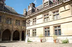 View of the courtyard and its gallery