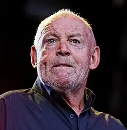 Joe_Cocker_-_Festival_du_Bout_du_Monde_2013_-_050_(cropped).jpg