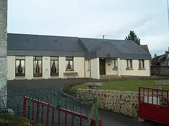 The town hall of Juillé