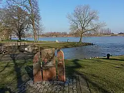 Liberation memorial at the De La Sablonairekade