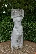 Brunnenplastik am Rosarium