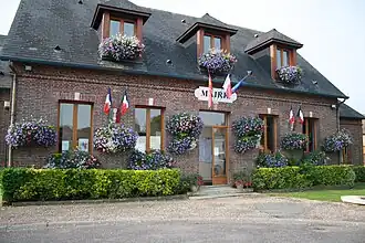 The town hall in Cierrey