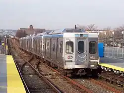 Elevated train on line L