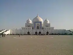 Bhutto family mausoleum ，Larkana District, Sindh
