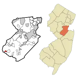 Location of Plainsboro Center in Middlesex County highlighted in red (left). Location of Middlesex County in New Jersey highlighted in orange (right).