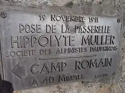 Plaque commemorating Hippolyte Müller at the footbridge at the Nero.