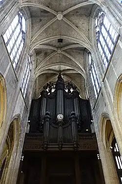 View of the grand organ over the west end