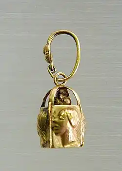 Earring from a pair, each with four relief faces; late fourth–3rd century BC; gold; overall: 3.5 x 0.6&nbsp; cm; Metropolitan Museum of Art