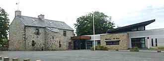 The town hall in Ploudaniel