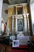 Right-side altar