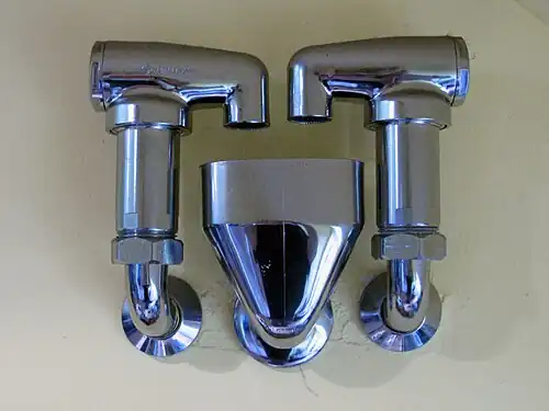 Atmospheric vacuum breaker with a tundish