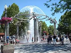 The Rotary Fountain in 2006.