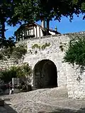 The Weaver's Postern Gate, Rue du Dos d'Âne, allowing access to the Nonette.