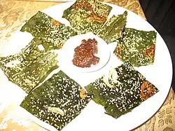 Jeow bong with kaipen (popular Lao combination)