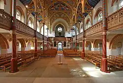 Nave westward