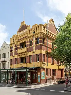 Observer Hotel
