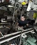Lifting of an engine