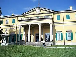 Villa Amalia, Erba